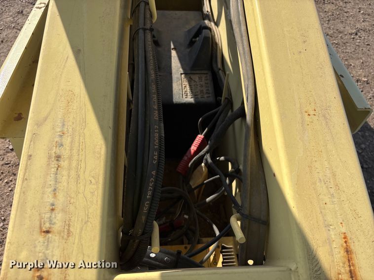 image for item EL6063 2016 JLG 2632 ES scissor lift