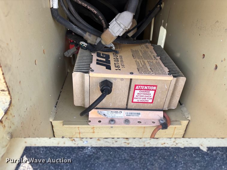 image for item EL6063 2016 JLG 2632 ES scissor lift