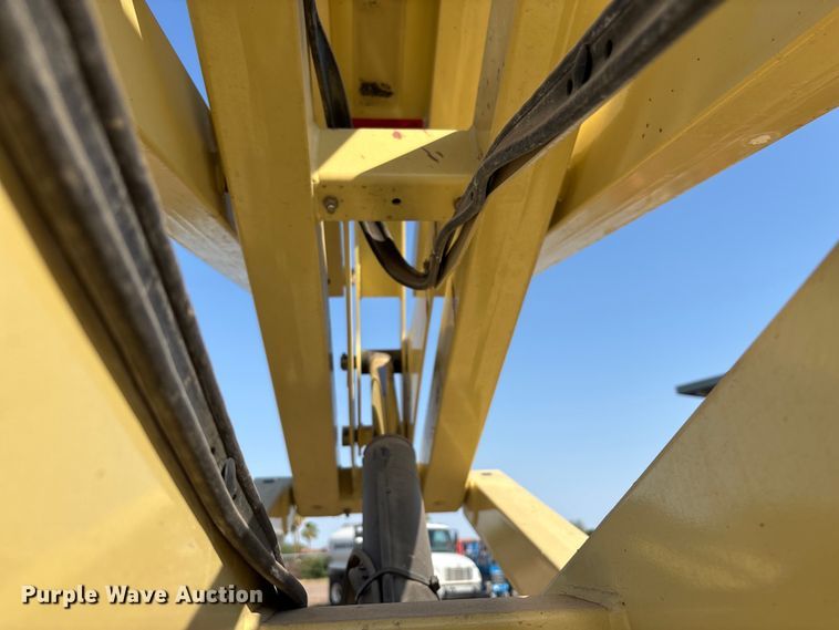 image for item EL6063 2016 JLG 2632 ES scissor lift