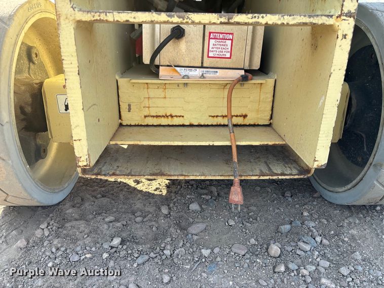 image for item EL6063 2016 JLG 2632 ES scissor lift