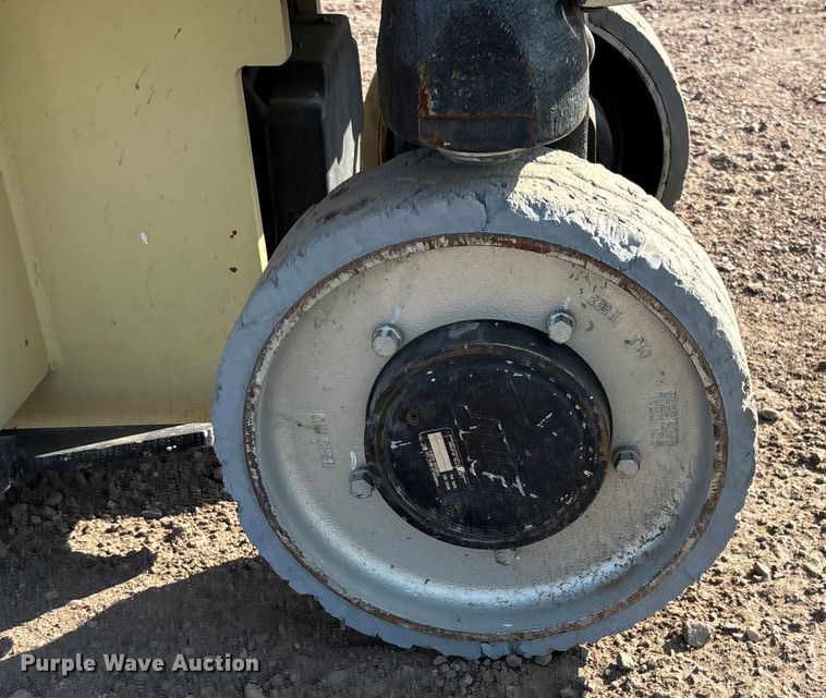 image for item EL6063 2016 JLG 2632 ES scissor lift