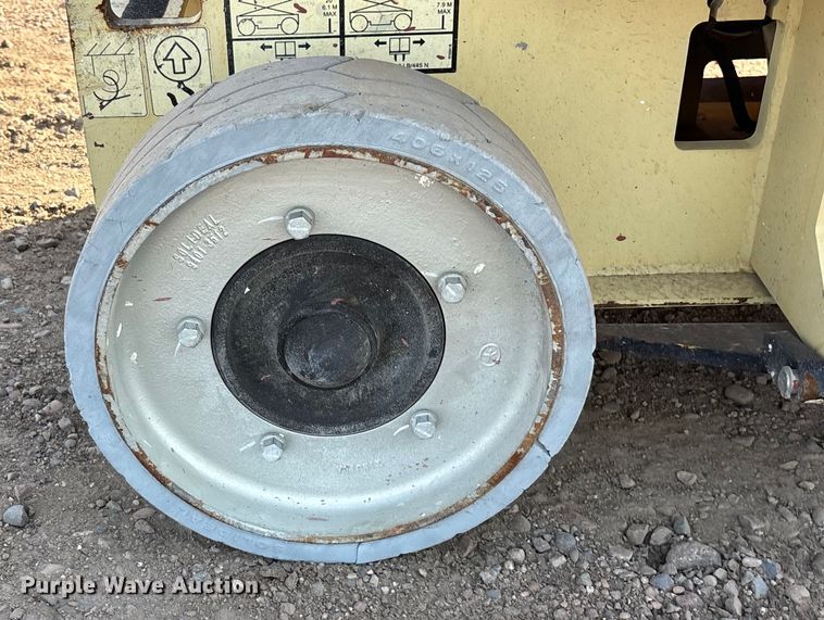 image for item EL6063 2016 JLG 2632 ES scissor lift