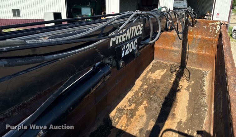 image for item EM2109 1999 International F-2574 grapple crane truck