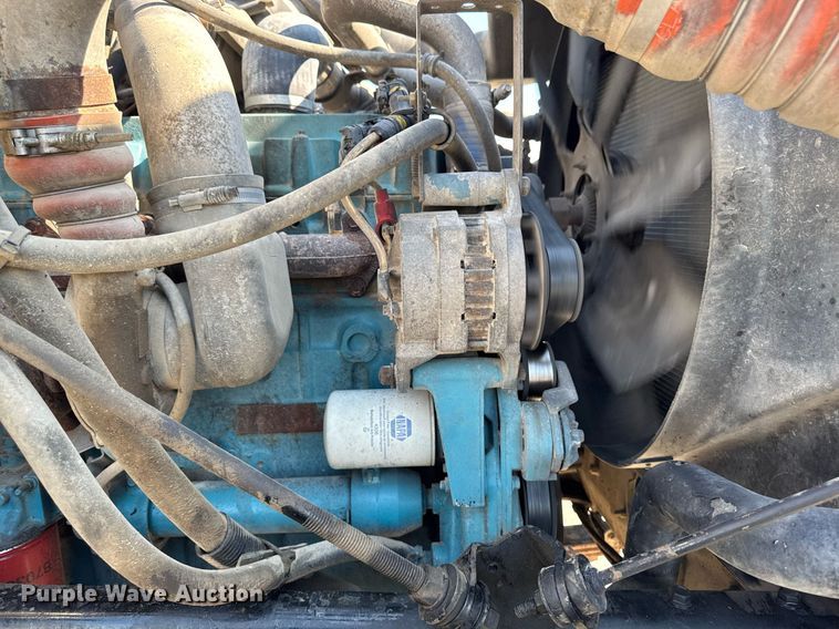 image for item EM2109 1999 International F-2574 grapple crane truck