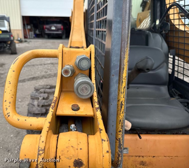 image for item EM2123 1999 Case 95XT skid steer loader