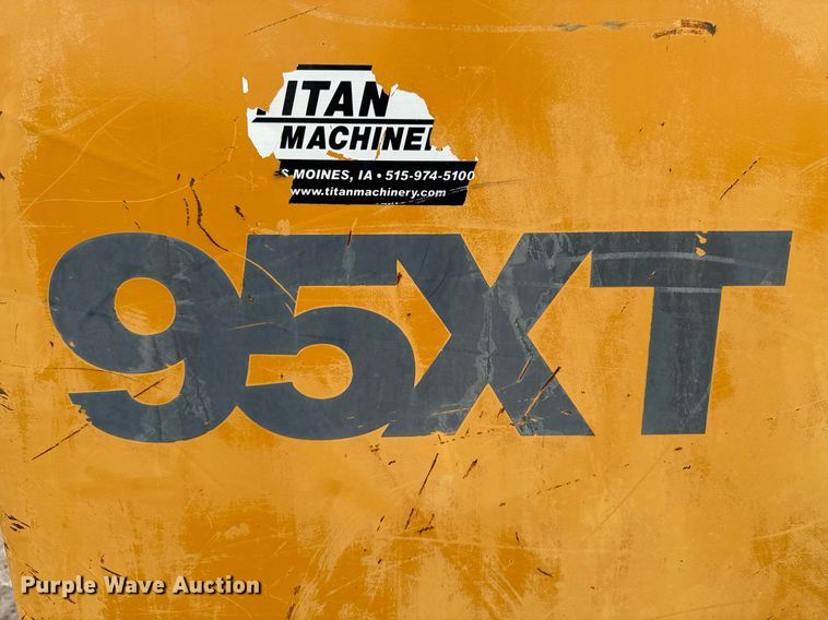 image for item EM2123 1999 Case 95XT skid steer loader