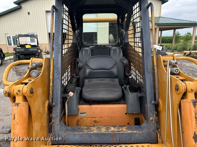 image for item EM2123 1999 Case 95XT skid steer loader