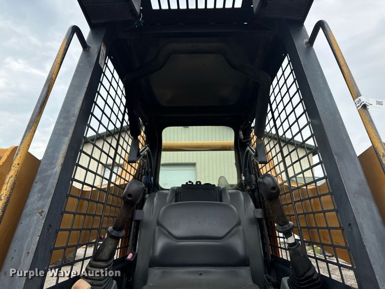 image for item EM2123 1999 Case 95XT skid steer loader