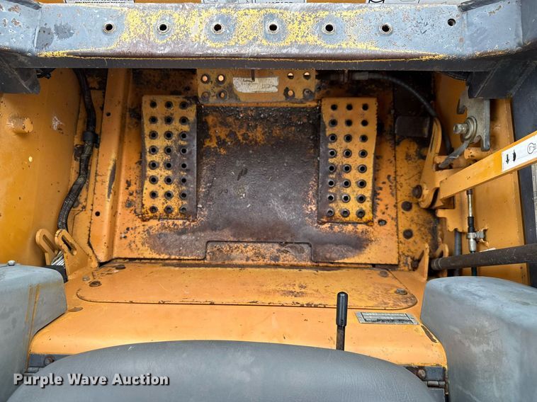 image for item EM2123 1999 Case 95XT skid steer loader