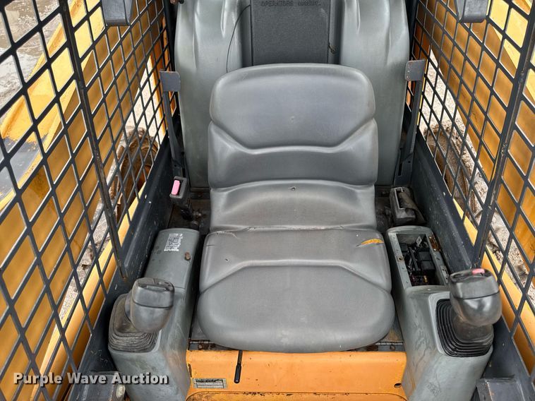 image for item EM2123 1999 Case 95XT skid steer loader