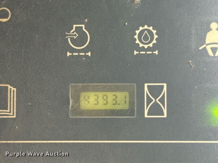 image for item EM2123 1999 Case 95XT skid steer loader