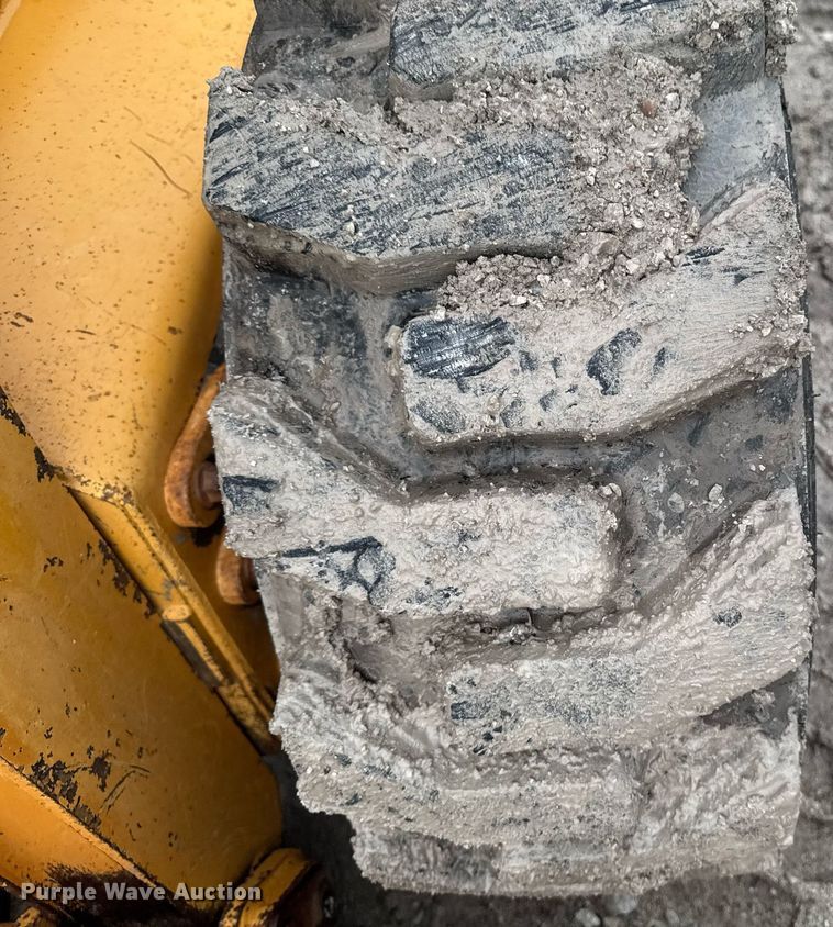 image for item EM2123 1999 Case 95XT skid steer loader