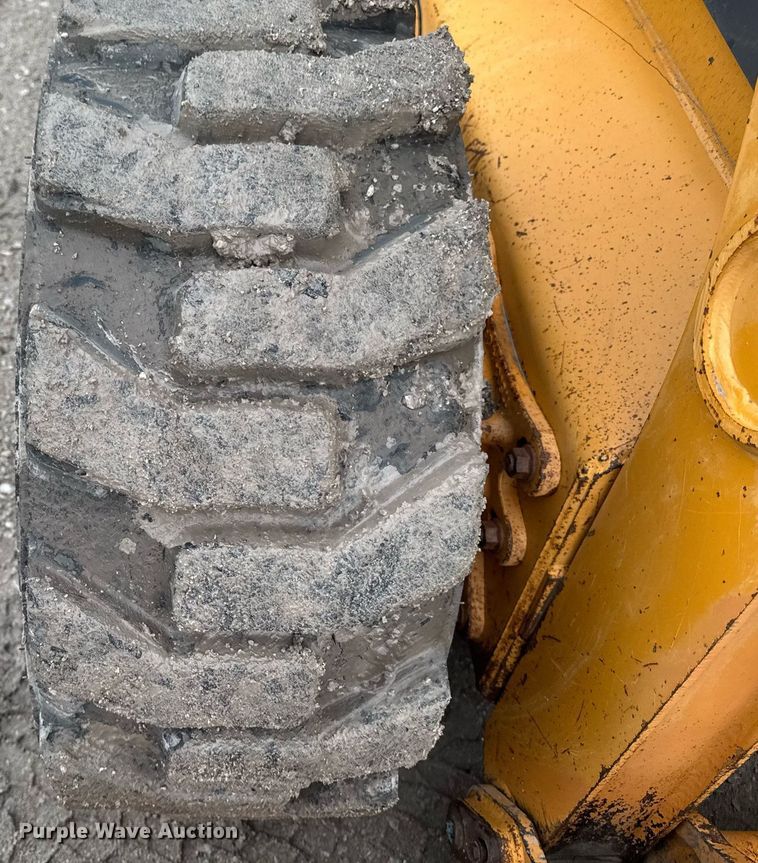 image for item EM2123 1999 Case 95XT skid steer loader