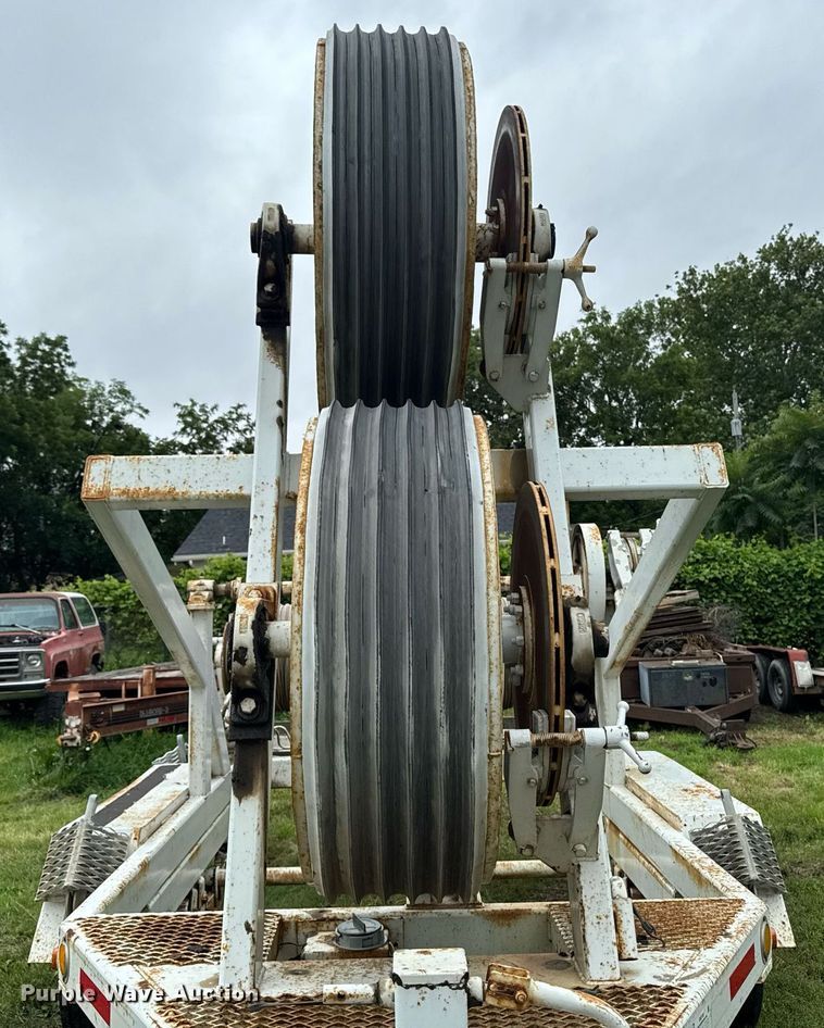 image for item EM2128 1989 Hycaloader cable puller