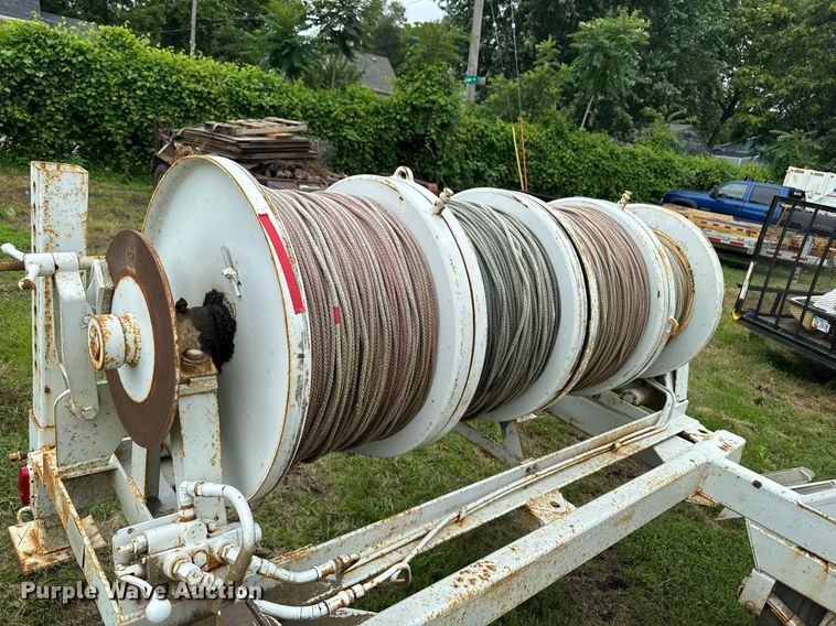 image for item EM2128 1989 Hycaloader cable puller