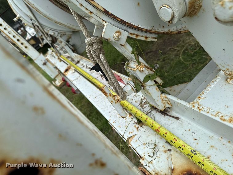 image for item EM2128 1989 Hycaloader cable puller