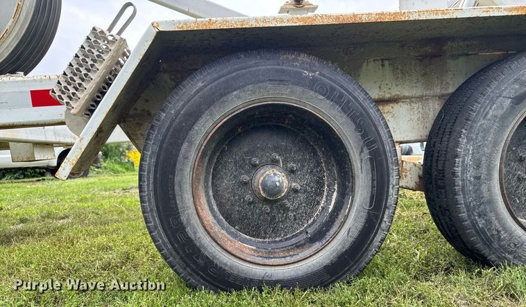 image for item EM2128 1989 Hycaloader cable puller