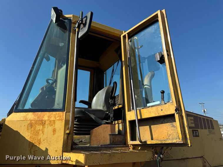 image for item EM2129 2012 Case 621ZF wheel loader