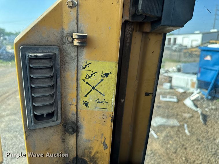 image for item EM2129 2012 Case 621ZF wheel loader