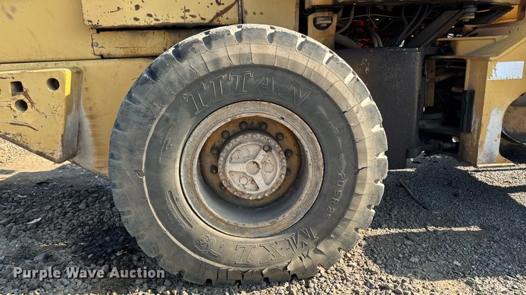 image for item EM2129 2012 Case 621ZF wheel loader