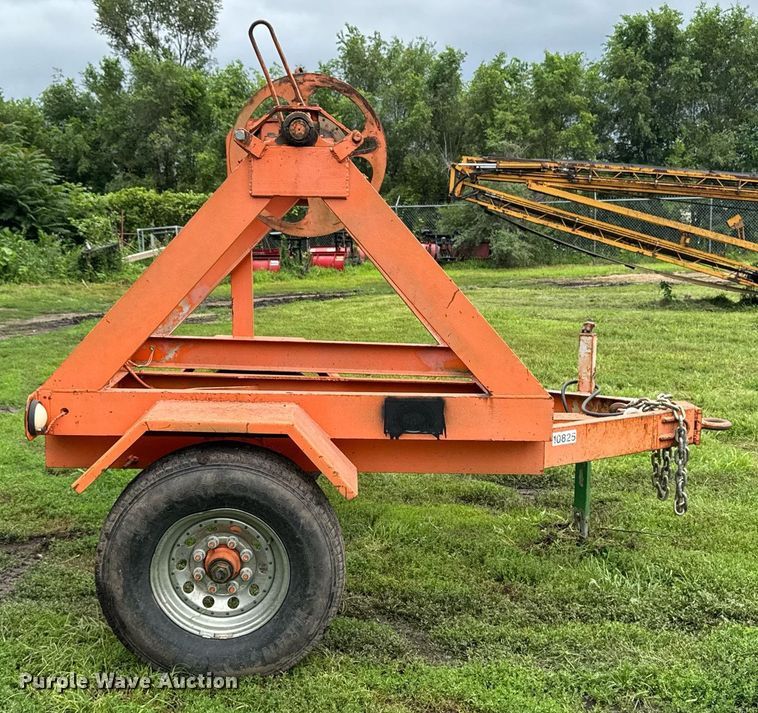 image for item EM2130 Reel trailer