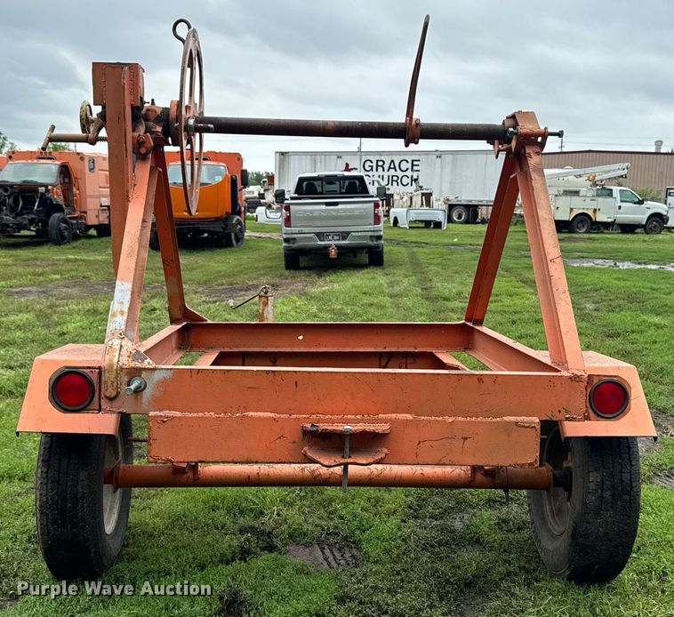 image for item EM2130 Reel trailer