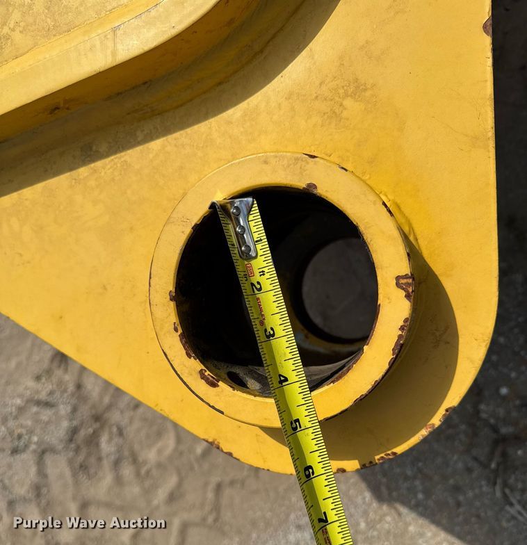 image for item EM2133 Kobelco 350 excavator stick