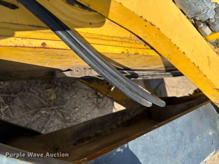 image for item EM2133 Kobelco 350 excavator stick