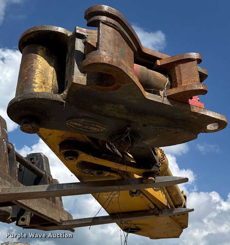 image for item EM2133 Kobelco 350 excavator stick