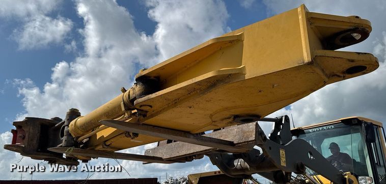 image for item EM2133 Kobelco 350 excavator stick