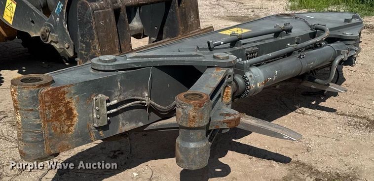 image for item EM2135 Volvo 340D excavator stick