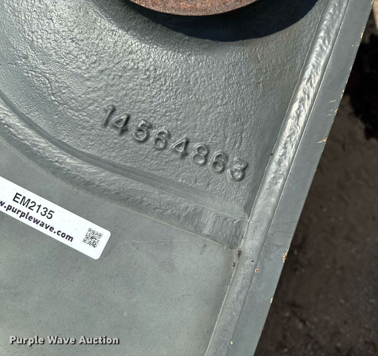 image for item EM2135 Volvo 340D excavator stick