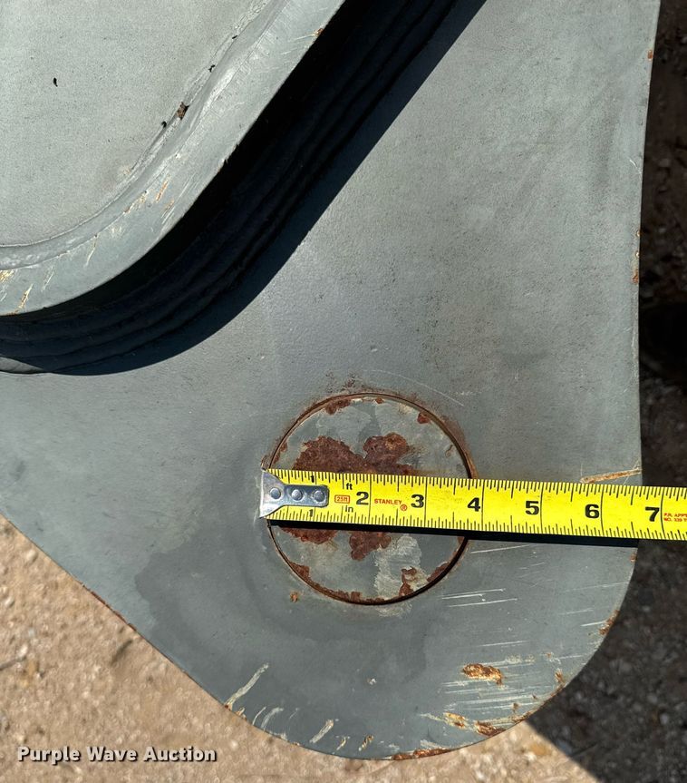 image for item EM2135 Volvo 340D excavator stick