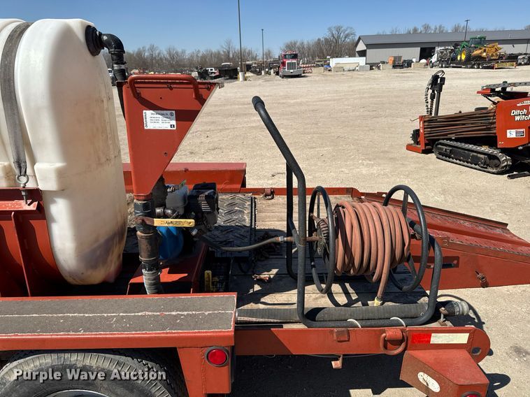 image for item EM3782 2004 Ditch Witch JT520 directional boring unit