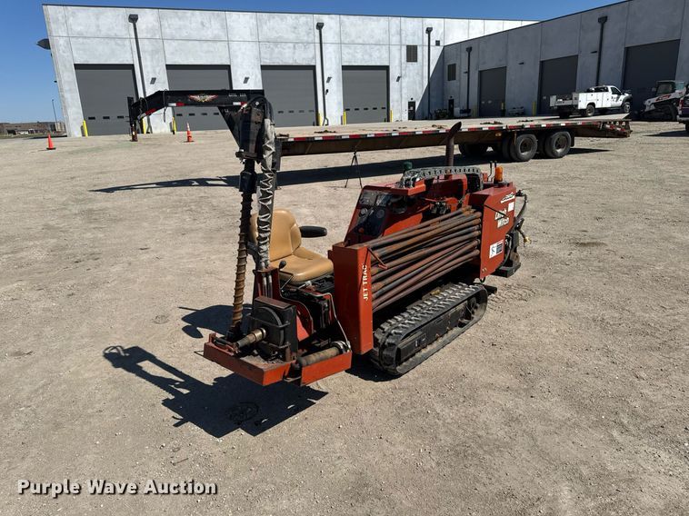 image for item EM3782 2004 Ditch Witch JT520 directional boring unit