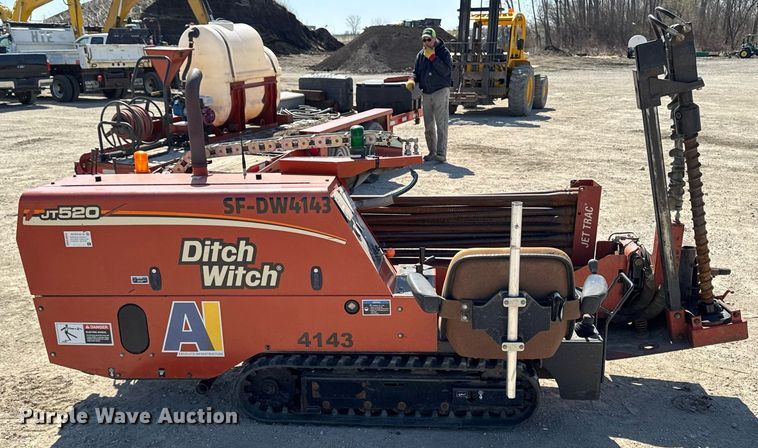 image for item EM3782 2004 Ditch Witch JT520 directional boring unit
