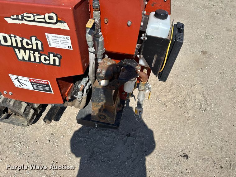 image for item EM3782 2004 Ditch Witch JT520 directional boring unit