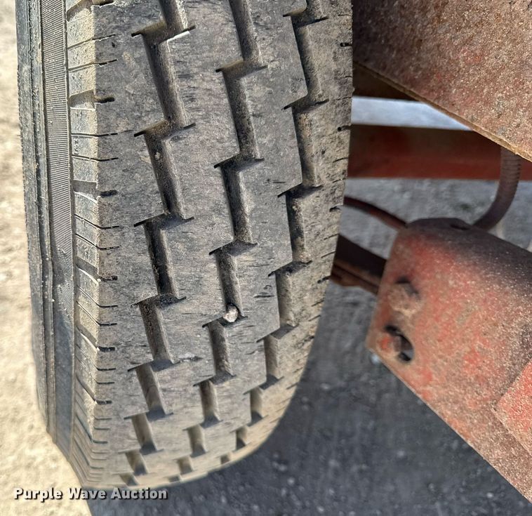 image for item EM3782 2004 Ditch Witch JT520 directional boring unit