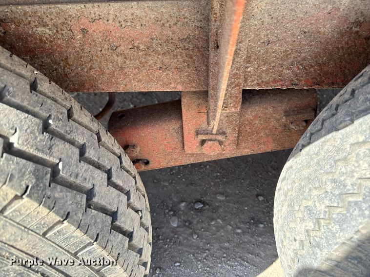 image for item EM3782 2004 Ditch Witch JT520 directional boring unit