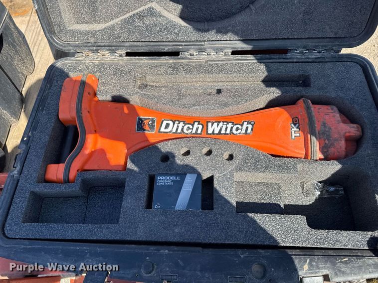 image for item EM3782 2004 Ditch Witch JT520 directional boring unit