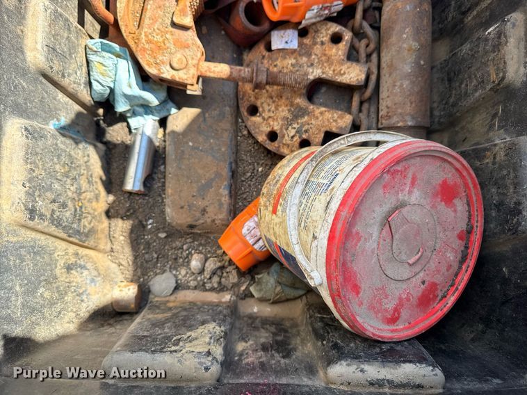 image for item EM3782 2004 Ditch Witch JT520 directional boring unit