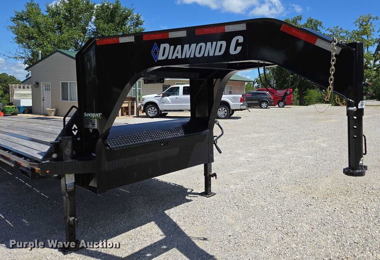 image for item EN2013 2023 Diamond C equipment trailer