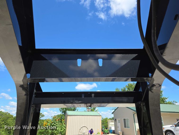 image for item EN2013 2023 Diamond C equipment trailer