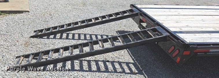 image for item EN2013 2023 Diamond C equipment trailer