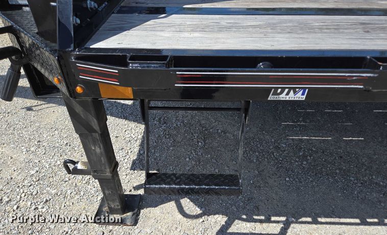 image for item EN2013 2023 Diamond C equipment trailer