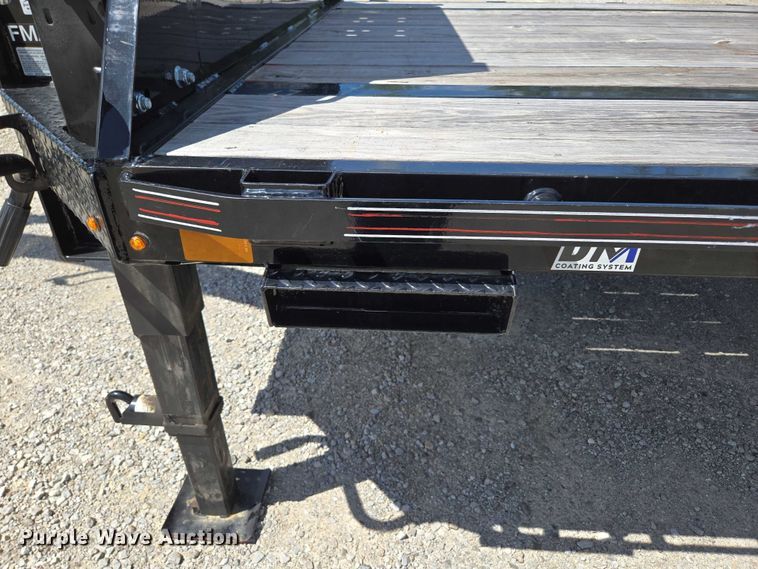 image for item EN2013 2023 Diamond C equipment trailer