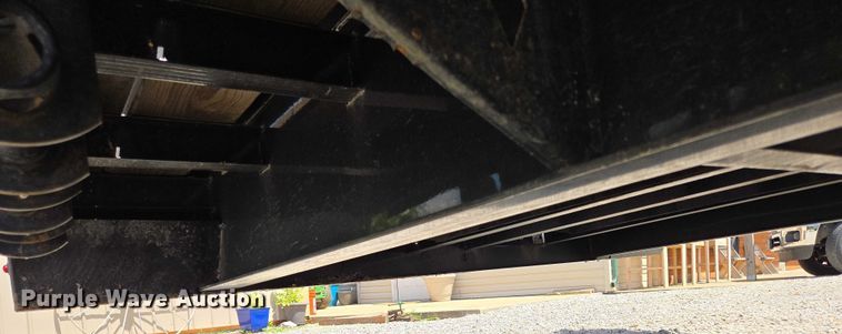 image for item EN2013 2023 Diamond C equipment trailer