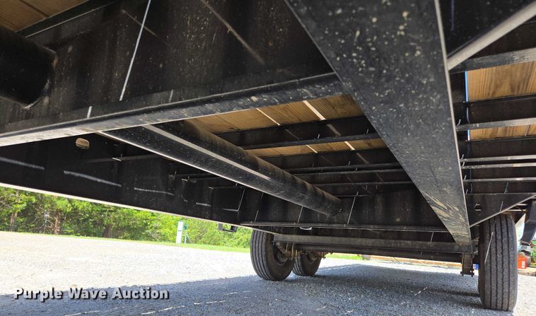 image for item EN2013 2023 Diamond C equipment trailer