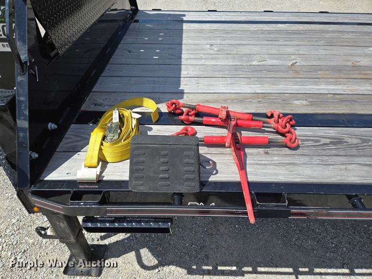 image for item EN2013 2023 Diamond C equipment trailer