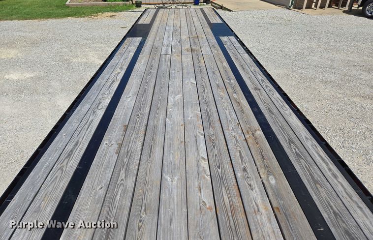 image for item EN2013 2023 Diamond C equipment trailer